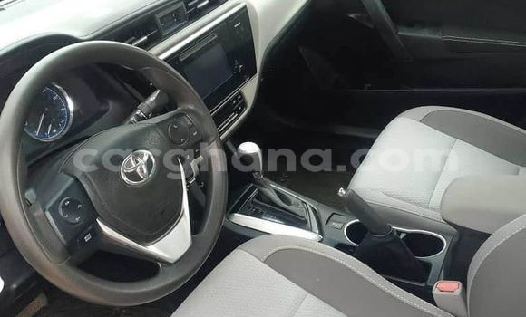 Sayi Na hannu Toyota Corolla White Mota in Accra a Greater Accra Sayi Na hannu Toyota Corolla White Mota in Accra a Greater Accra