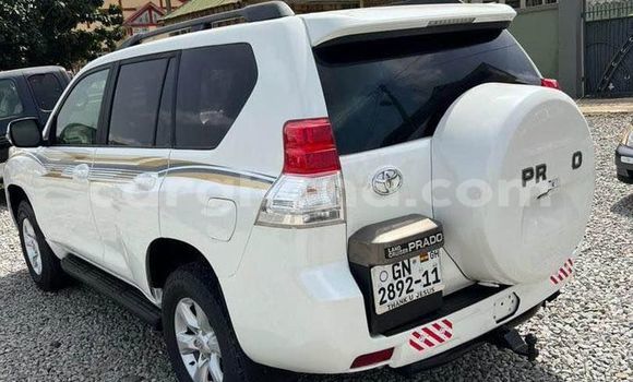 Sayi Na hannu Toyota Land Cruiser Prado White Mota in Accra a Greater Accra Sayi Na hannu Toyota Land Cruiser Prado White Mota in Accra a Greater Accra