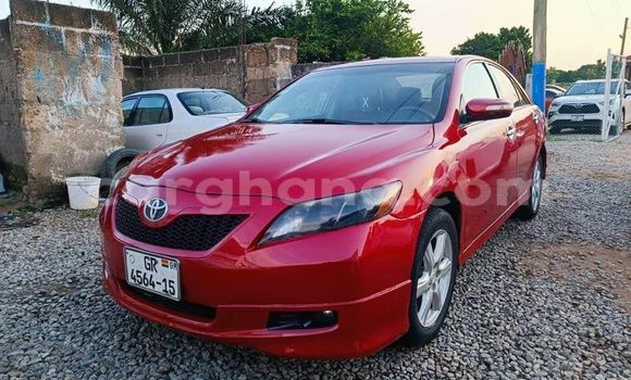 Sayi Na hannu Toyota Camry Red Mota in Accra a Greater Accra Sayi Na hannu Toyota Camry Red Mota in Accra a Greater Accra