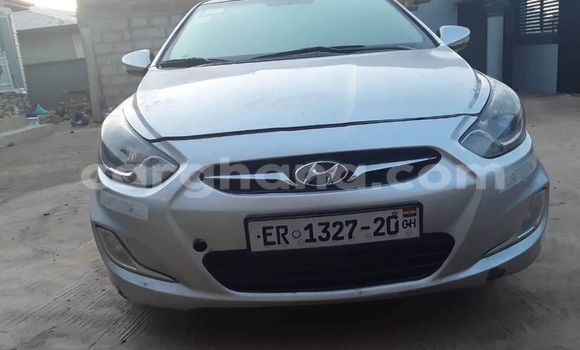 Sayi Na hannu Hyundai Accent Black Mota in Accra a Greater Accra