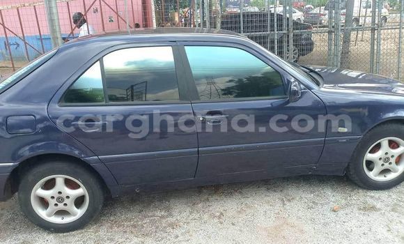 Sayi Na hannu Mercedes-Benz C-Classe Black Mota in Accra a Greater Accra Sayi Na hannu Mercedes-Benz C-Classe Black Mota in Accra a Greater Accra