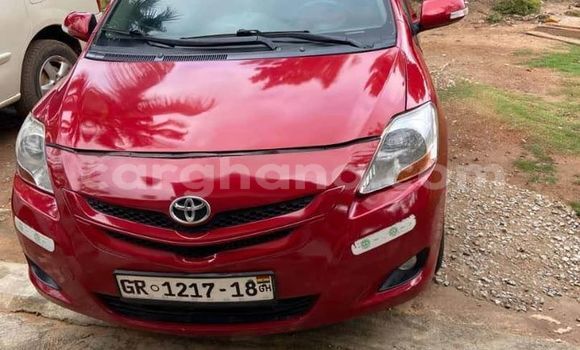 Ra Àlòkù Toyota Yaris Red Ọkọ̀ in Accra ni Greater Accra