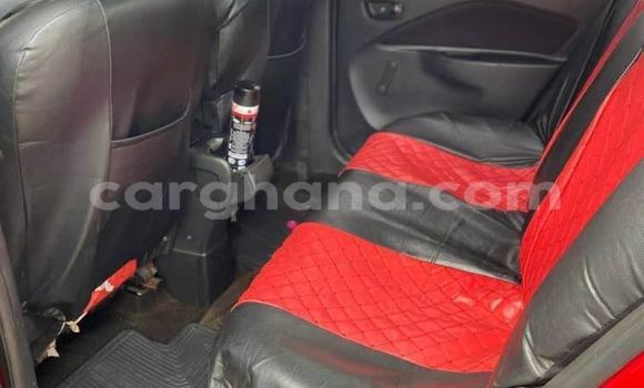 Ra Àlòkù Toyota Yaris Red Ọkọ̀ in Accra ni Greater Accra Ra Àlòkù Toyota Yaris Red Ọkọ̀ in Accra ni Greater Accra