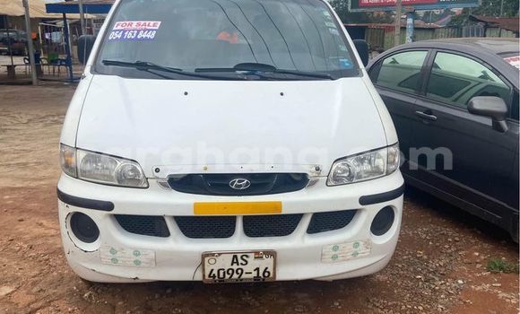 Buy Used Hyundai i10 White Car in Accra in Greater Accra