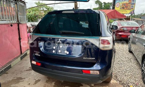 Ra Àlòkù Mitsubishi Outlander Black Ọkọ̀ in Accra ni Greater Accra Ra Àlòkù Mitsubishi Outlander Black Ọkọ̀ in Accra ni Greater Accra