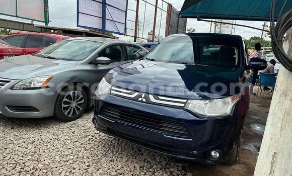Ra Àlòkù Mitsubishi Outlander Black Ọkọ̀ in Accra ni Greater Accra Ra Àlòkù Mitsubishi Outlander Black Ọkọ̀ in Accra ni Greater Accra