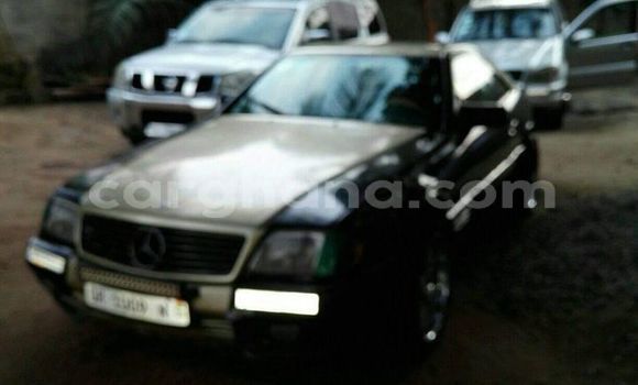 Sayi Na hannu Mercedes-Benz C-Classe Black Mota in Accra a Greater Accra