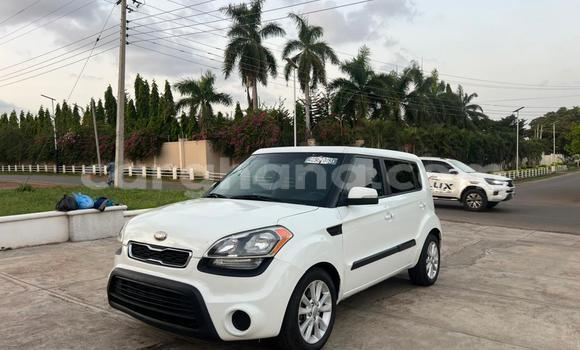 Sayi Na hannu Kia Soul White Mota in Takoradi a Yamma