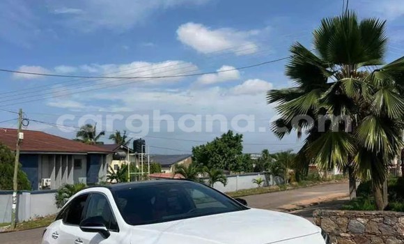 Sayi Na hannu Lexus RX 350 White Mota in Accra a Greater Accra Sayi Na hannu Lexus RX 350 White Mota in Accra a Greater Accra