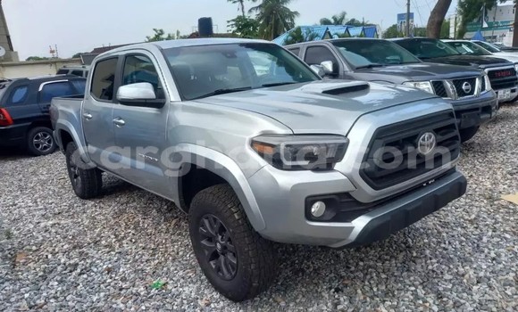 Ra Àlòkù Toyota Tacoma Silver Ọkọ̀ in Accra ni Greater Accra Ra Àlòkù Toyota Tacoma Silver Ọkọ̀ in Accra ni Greater Accra