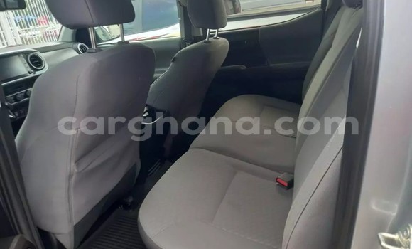 Ra Àlòkù Toyota Tacoma Silver Ọkọ̀ in Accra ni Greater Accra Ra Àlòkù Toyota Tacoma Silver Ọkọ̀ in Accra ni Greater Accra