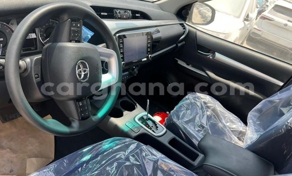 Buy Used Toyota Hilux White Car in Tema in Greater Accra Buy Used Toyota Hilux White Car in Tema in Greater Accra