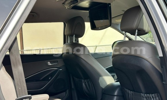 Ra Àlòkù Hyundai Santa Fe Silver Ọkọ̀ in Sekondi ni Oorun Ra Àlòkù Hyundai Santa Fe Silver Ọkọ̀ in Sekondi ni Oorun