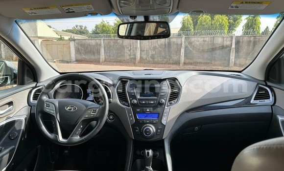 Ra Àlòkù Hyundai Santa Fe Silver Ọkọ̀ in Sekondi ni Oorun Ra Àlòkù Hyundai Santa Fe Silver Ọkọ̀ in Sekondi ni Oorun
