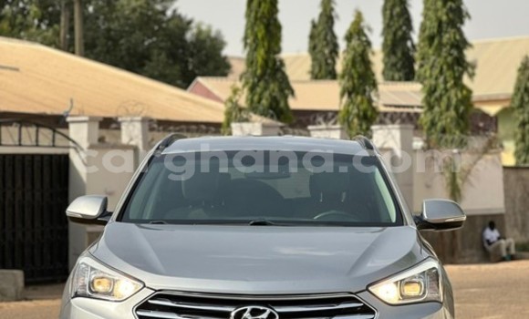 Ra Àlòkù Hyundai Santa Fe Silver Ọkọ̀ in Sekondi ni Oorun Ra Àlòkù Hyundai Santa Fe Silver Ọkọ̀ in Sekondi ni Oorun