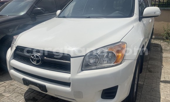 Buy Used Toyota RAV4 White Car in Sekondi in Western Buy Used Toyota RAV4 White Car in Sekondi in Western