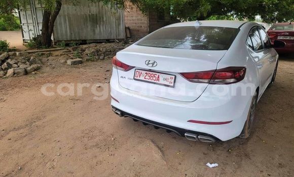 Sayi Na hannu Hyundai Elantra White Mota in Accra a Greater Accra Sayi Na hannu Hyundai Elantra White Mota in Accra a Greater Accra