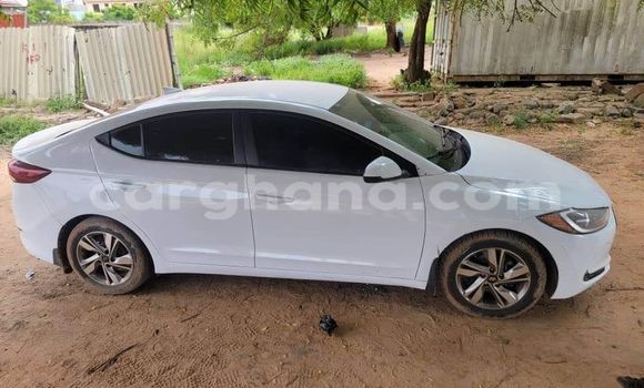 Sayi Na hannu Hyundai Elantra White Mota in Accra a Greater Accra Sayi Na hannu Hyundai Elantra White Mota in Accra a Greater Accra