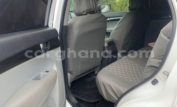 Sayi Na hannu Kia Sorento White Mota in Accra a Greater Accra Sayi Na hannu Kia Sorento White Mota in Accra a Greater Accra