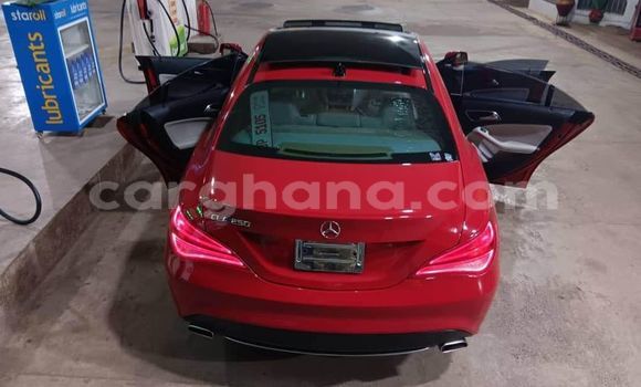 Ra Àlòkù Mercedes‒Benz GLA-klasse Red Ọkọ̀ in Accra ni Greater Accra Ra Àlòkù Mercedes‒Benz GLA-klasse Red Ọkọ̀ in Accra ni Greater Accra