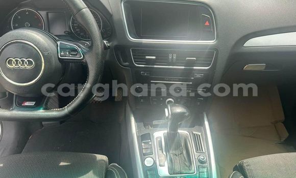 Ra Àlòkù Audi Q5 funfun Ọkọ̀ in Accra ni Greater Accra Ra Àlòkù Audi Q5 funfun Ọkọ̀ in Accra ni Greater Accra