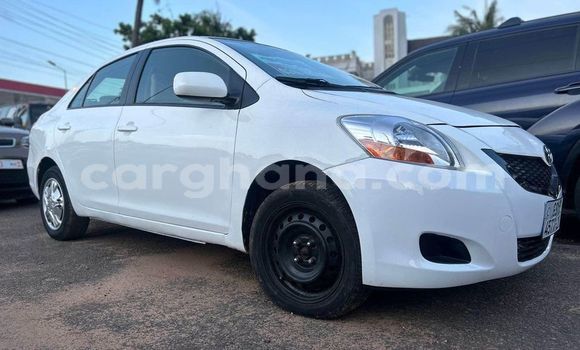 Sayi Na hannu Toyota Yaris White Mota in Accra a Greater Accra Sayi Na hannu Toyota Yaris White Mota in Accra a Greater Accra