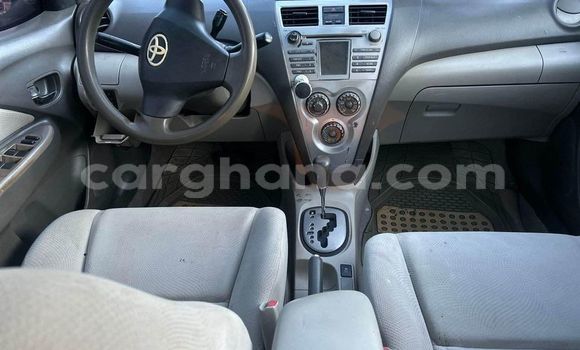 Sayi Na hannu Toyota Yaris White Mota in Accra a Greater Accra Sayi Na hannu Toyota Yaris White Mota in Accra a Greater Accra