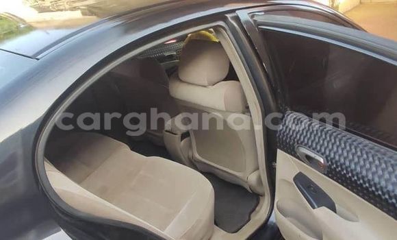 Ra Àlòkù Honda Civic Black Ọkọ̀ in Accra ni Greater Accra Ra Àlòkù Honda Civic Black Ọkọ̀ in Accra ni Greater Accra