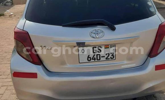 Ra Àlòkù Toyota Vitz Miiran Ọkọ̀ in Ada ni Oorun Ra Àlòkù Toyota Vitz Miiran Ọkọ̀ in Ada ni Oorun