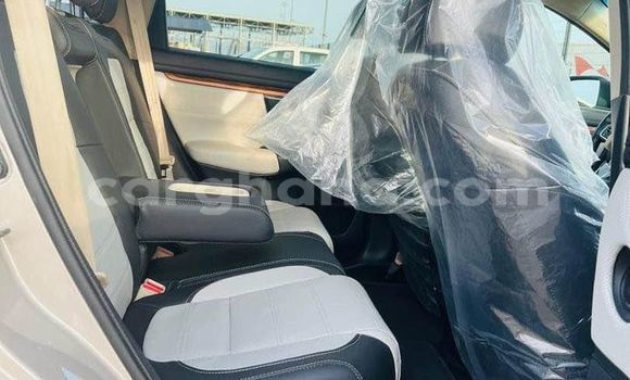 Sayi Na hannu Honda CR–V White Mota in Accra a Greater Accra Sayi Na hannu Honda CR–V White Mota in Accra a Greater Accra