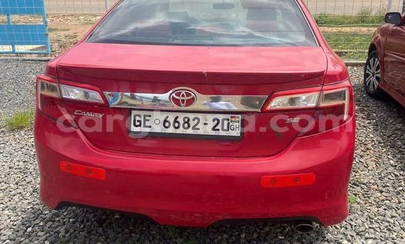 Ra Àlòkù Toyota Camry Red Ọkọ̀ in Accra ni Greater Accra Ra Àlòkù Toyota Camry Red Ọkọ̀ in Accra ni Greater Accra