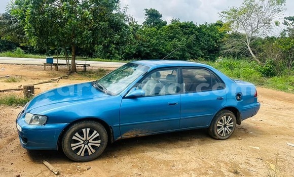 Ra Àlòkù Toyota Kluger Blue Ọkọ̀ in Accra ni Greater Accra Ra Àlòkù Toyota Kluger Blue Ọkọ̀ in Accra ni Greater Accra