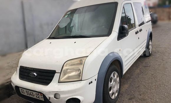 Sayi Na hannu Ford Explorer Sport Trac White Mota in Accra a Greater Accra