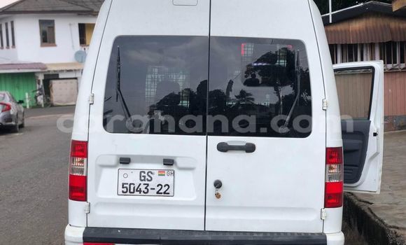 Buy Used Ford Explorer Sport Trac White Car in Accra in Greater Accra Buy Used Ford Explorer Sport Trac White Car in Accra in Greater Accra