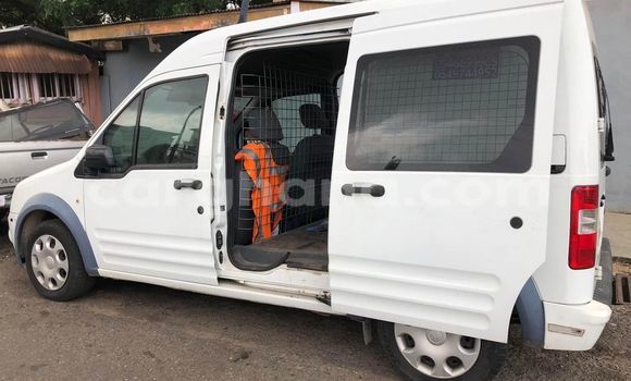 Buy Used Ford Explorer Sport Trac White Car in Accra in Greater Accra Buy Used Ford Explorer Sport Trac White Car in Accra in Greater Accra