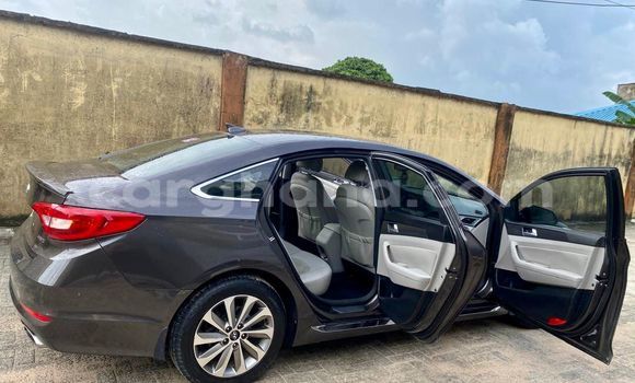 Ra Àlòkù Hyundai Sonata Black Ọkọ̀ in Sekondi–Takoradi Metropolitan ni Oorun Ra Àlòkù Hyundai Sonata Black Ọkọ̀ in Sekondi–Takoradi Metropolitan ni Oorun