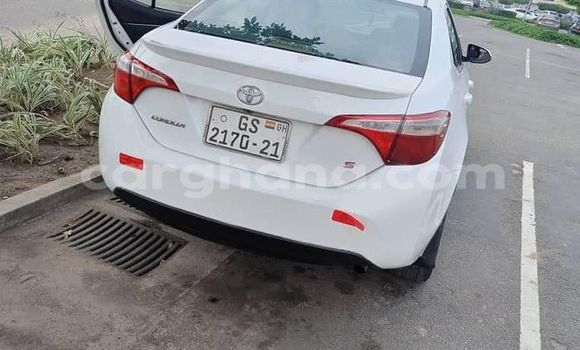 Buy Used Toyota Corolla White Car in Accra in Greater Accra Buy Used Toyota Corolla White Car in Accra in Greater Accra