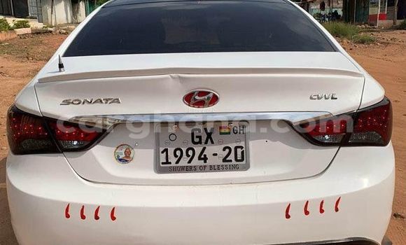 Buy Used Hyundai Sonata White Car in Accra in Greater Accra Buy Used Hyundai Sonata White Car in Accra in Greater Accra