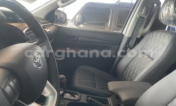 Buy Used Toyota Hilux White Car in Tema in Greater Accra Buy Used Toyota Hilux White Car in Tema in Greater Accra