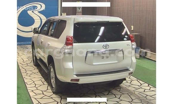 Buy Import Toyota Prado White Car in Import - Dubai in Ashanti Buy Import Toyota Prado White Car in Import - Dubai in Ashanti
