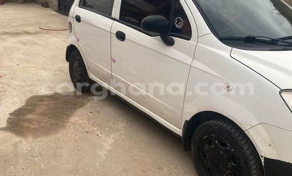 Buy Used Nissan March White Car in Accra in Greater Accra Buy Used Nissan March White Car in Accra in Greater Accra
