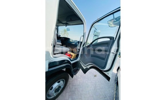 Sayi Imported Isuzu Rodeo White Mota in Import - Dubai a Ashanti Sayi Imported Isuzu Rodeo White Mota in Import - Dubai a Ashanti