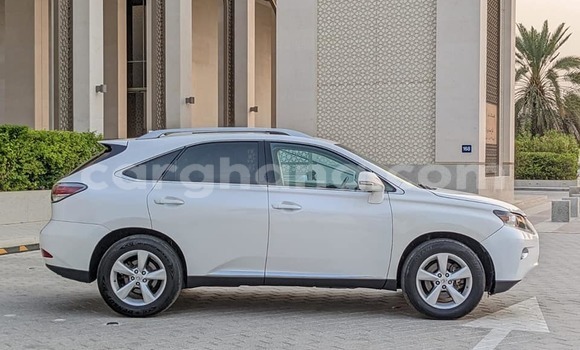 Ra Àlòkù Lexus RX 350 funfun Ọkọ̀ in Accra ni Greater Accra Ra Àlòkù Lexus RX 350 funfun Ọkọ̀ in Accra ni Greater Accra
