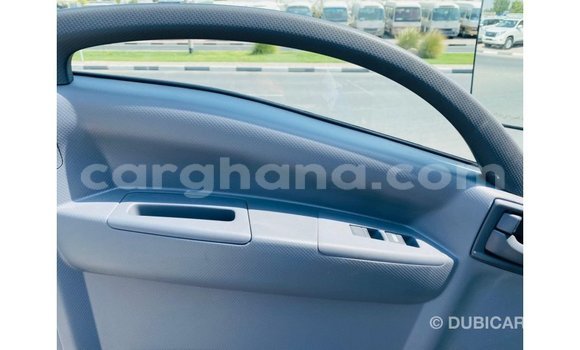 Sayi Imported Isuzu Rodeo White Mota in Import - Dubai a Ashanti Sayi Imported Isuzu Rodeo White Mota in Import - Dubai a Ashanti