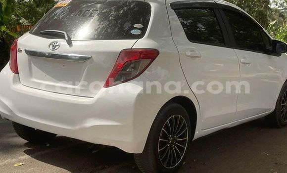 Buy Used Toyota Vitz White Car in Accra in Greater Accra Buy Used Toyota Vitz White Car in Accra in Greater Accra