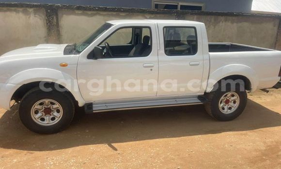 Buy Used Nissan Hardbody White Car in Accra in Greater Accra Buy Used Nissan Hardbody White Car in Accra in Greater Accra
