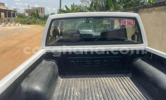 Buy Used Nissan Hardbody White Car in Accra in Greater Accra Buy Used Nissan Hardbody White Car in Accra in Greater Accra