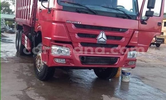 Buy Used Tata 709 Red Truck in Accra in Greater Accra