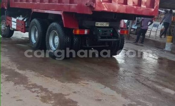 Buy Used Tata 709 Red Truck in Accra in Greater Accra Buy Used Tata 709 Red Truck in Accra in Greater Accra