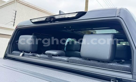 Sayi Na hannu Toyota Tundra Black Mota in Abura a Tsakiya Sayi Na hannu Toyota Tundra Black Mota in Abura a Tsakiya